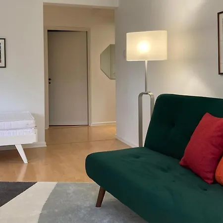 Appartement Huippukaksio Parvekkeella Linnan Laehellae