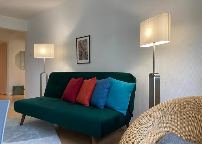 Huippukaksio Parvekkeella Linnan Laehellae Apartament