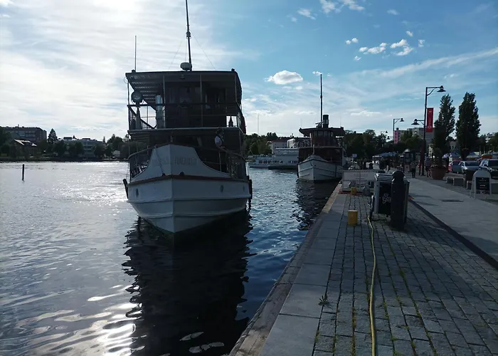 Apartament Huippukaksio Parvekkeella Linnan Laehellae *